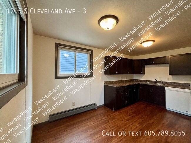 Photo - 1205 S Cleveland Ave Unidad 3