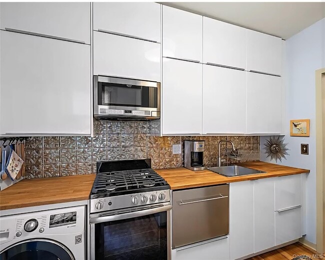 1175 Anderson Ave Unit 2E