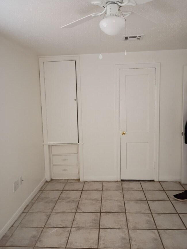 Photo - 3637 Teal Dr