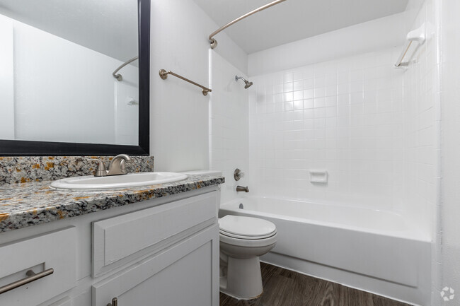 2BR, 2BA - 932SF - Main Bathroom - The Brittany Apartments