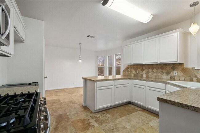 Photo - 801 Escondido Dr