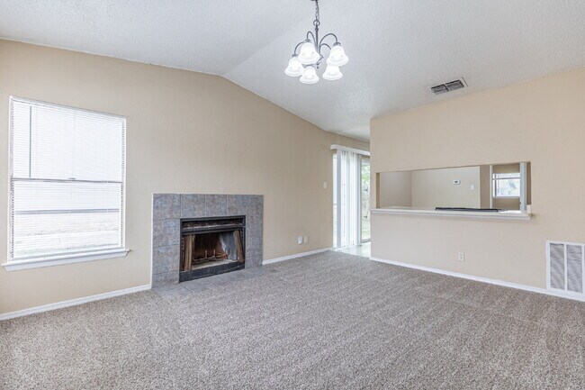 Photo - 9643 Bratton Dr