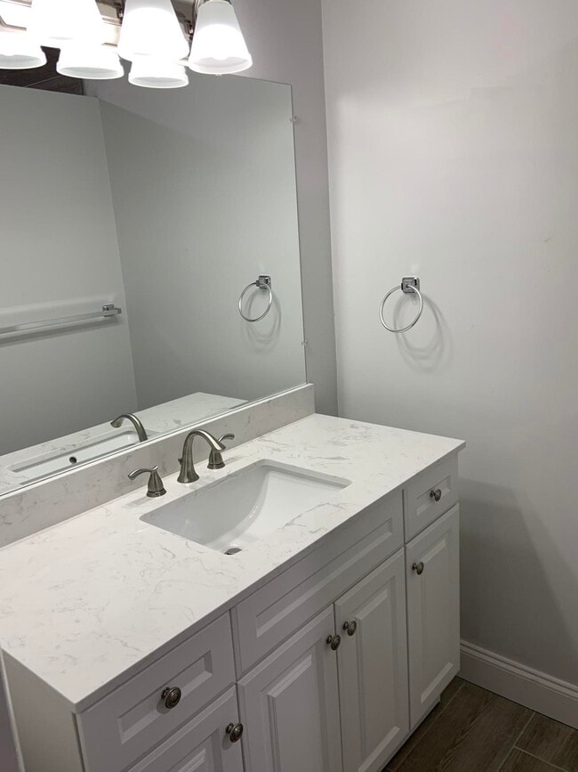 Photo - 3329 Grove Rd