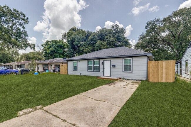 Photo - 5034 Nassau Rd