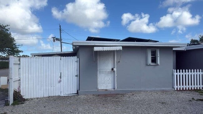 Building Photo - 3100 NW 91st St