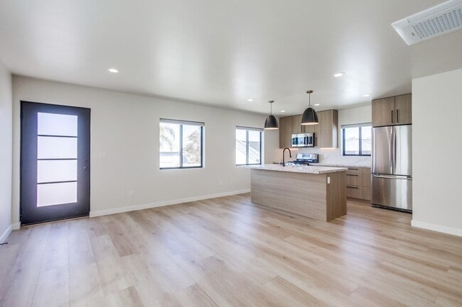 Photo - 4152 Massachusetts Ave