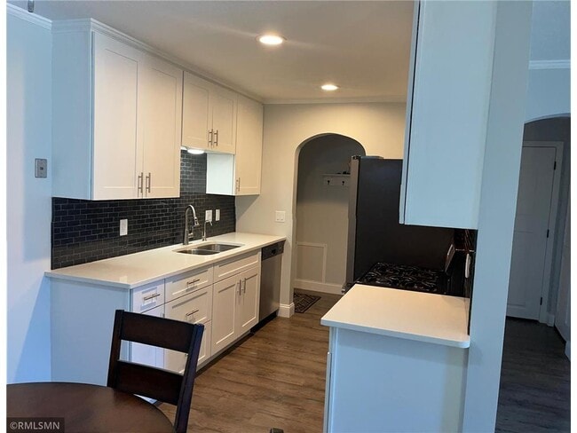 Photo - 7340 York Ave S Unidad 104