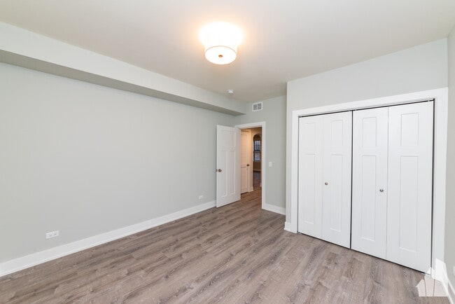 Photo - 1143 Maple Unit 2