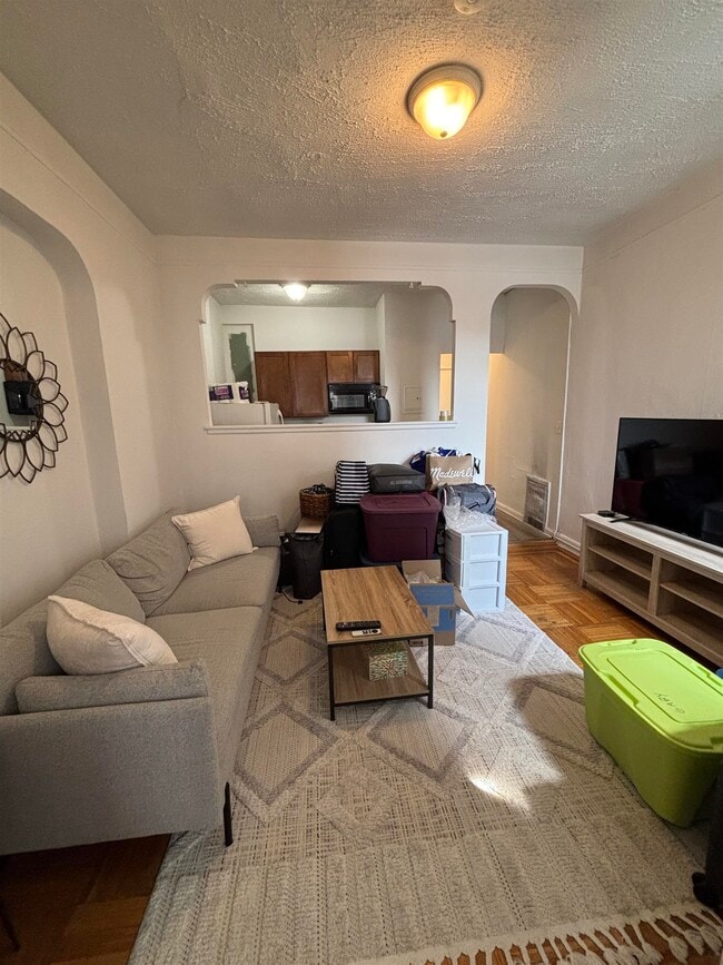 Building Photo - 410 Washington St Unit 15 Rental