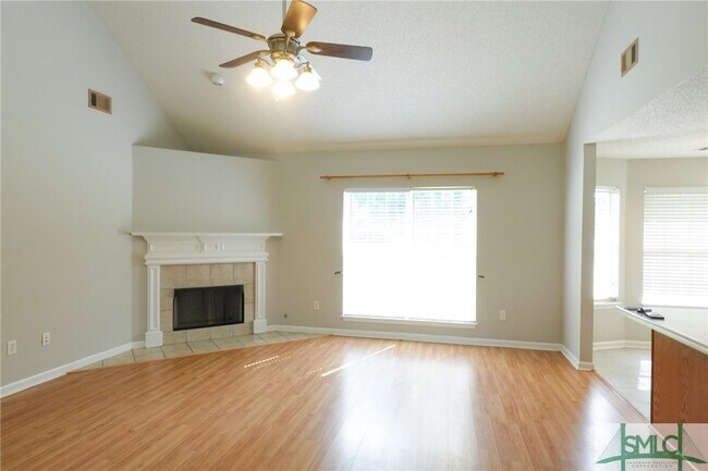 Photo - 89 Ashley Ct