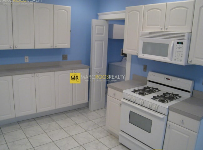 Photo - 18 Bigelow St Unit 3