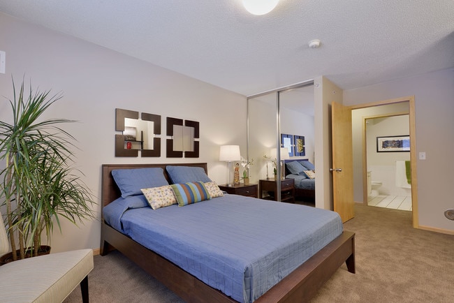 Model Bedroom - The Metro Apartments