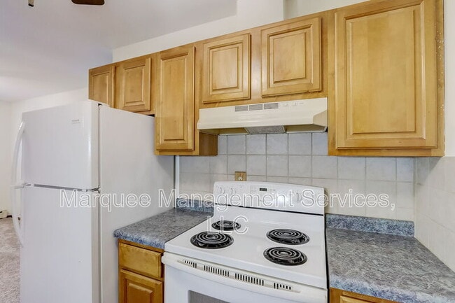 Photo - South Bird Street - 416