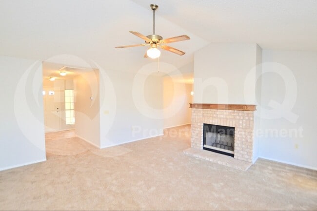 Photo - 6146 E Cicero St
