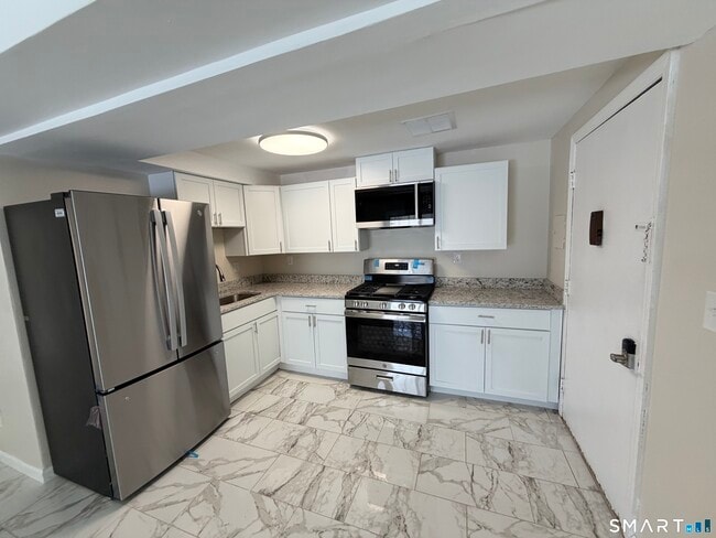 Photo - 267 Branford Rd Unit 103