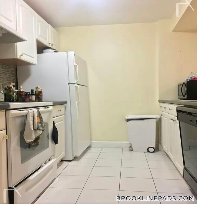 Photo - 94 Pleasant St Unit 1