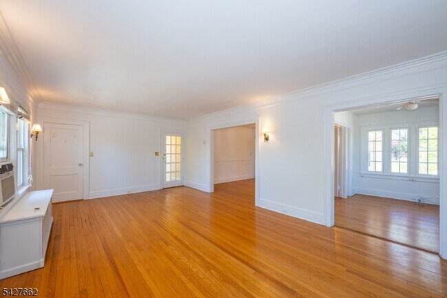 Photo - 200 Valley Rd Unit 2