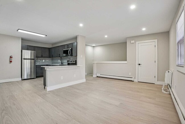 Photo - Groveland Manor