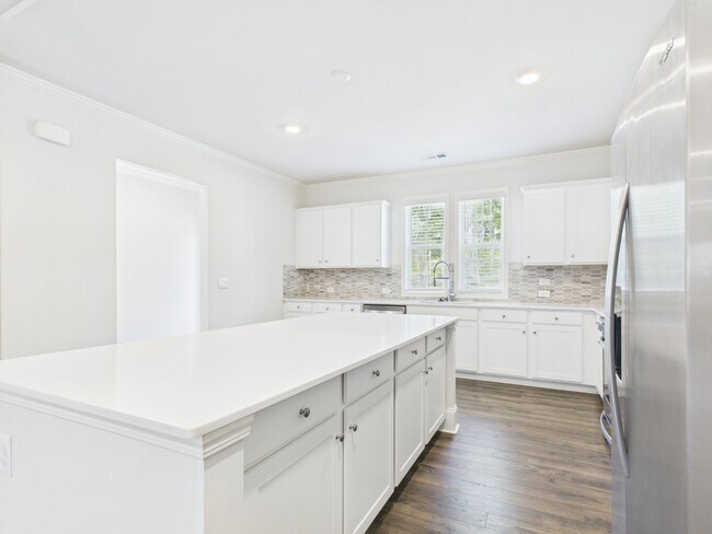 Photo - 3 Bed, 3.5 Bath, Finished Basement room, 2 car garage, walkable to Woodstock Middle and High scho...