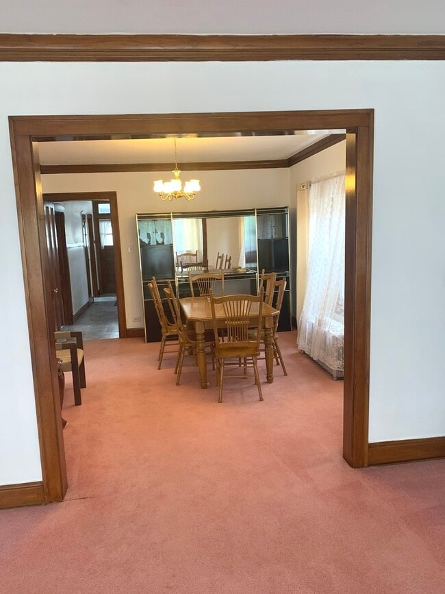 Photo - 5243 W Fletcher St