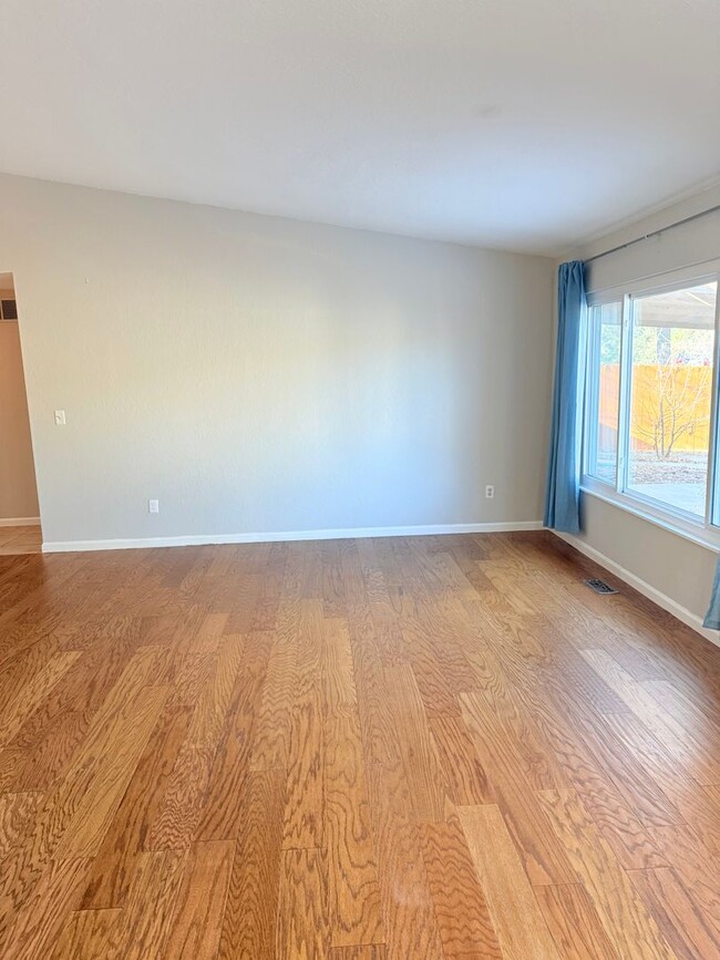 Photo - 3120 Mirage Dr