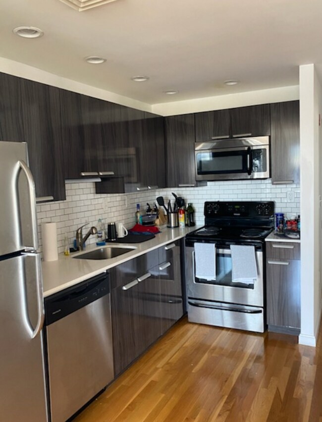 Building Photo - 86 Jersey St Unit 701 Rental