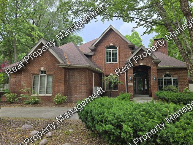 Beautiful Munster 5 Bedroom - Beautiful Munster 5 Bedroom House