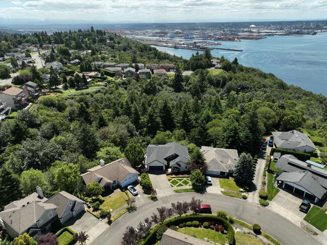 Photo - Sophisticated and Elegant home is located in Harbor Ridge at Browns Point. Spacious 4 bedroom, 4 ...