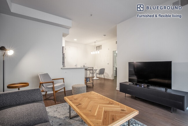 Photo - 1410 5th St Unit FL2-ID205