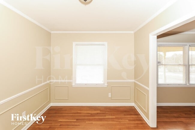 2915 Falkirk Rd