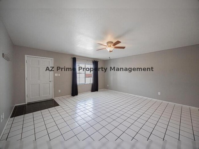 Photo - 1634 W Sack Dr