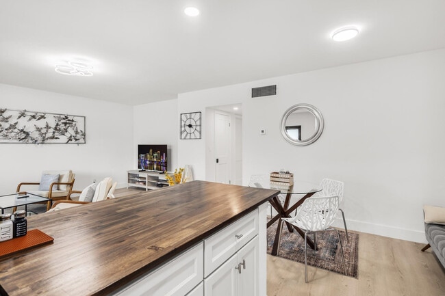 Photo - 1634 SW 4th Ave Unidad ID1049798P