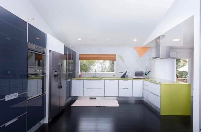 Building Photo - 8401 Metronome Ln