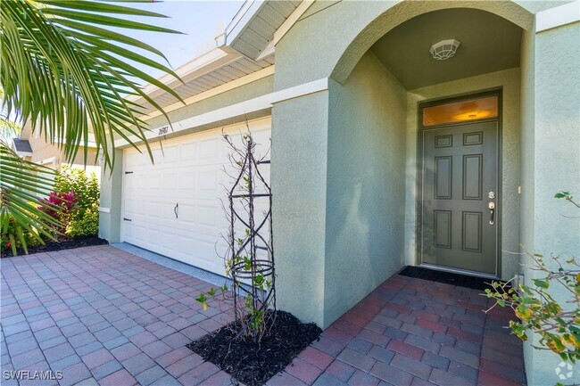 Building Photo - 26987 Wildwood Pines Ln Rental