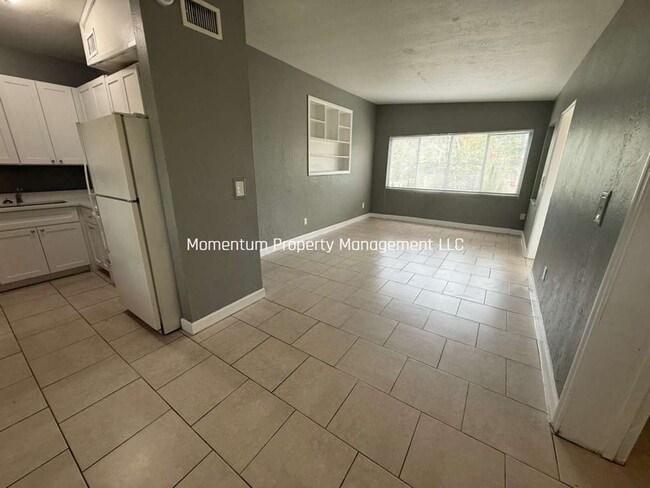 Photo - Beautifully Remodeled 2/1 St Pete- ASK ABOUT OUR SPECIAL!