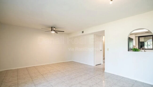 Photo - 1329 S Mitchell Dr