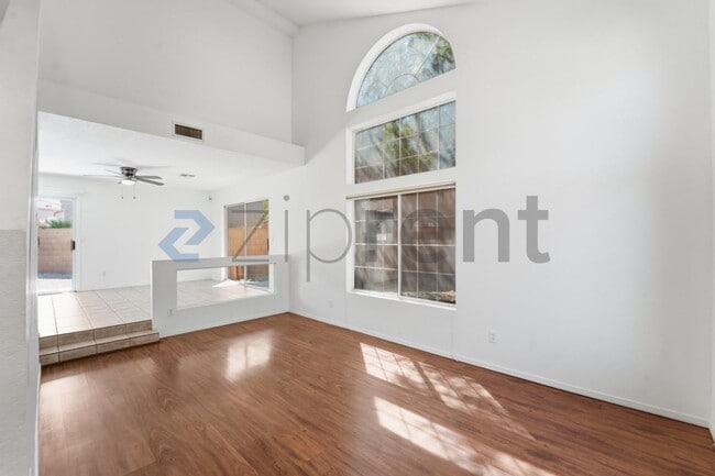 Photo - 17606 N 17th Pl