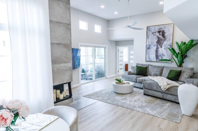Photo - 11333 N 92nd St Unit 2037