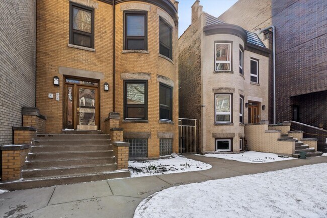 Photo - 5739 N Winthrop Ave Unit 1