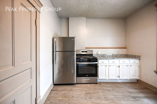 Photo - 329 W McMillan St Unit 2