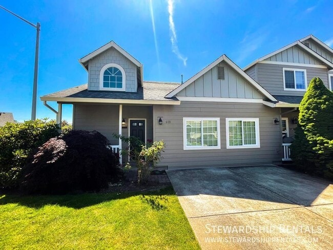 Building Photo - 618 Camden Ln