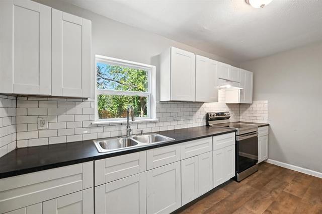 Photo - 2837 Avenue A