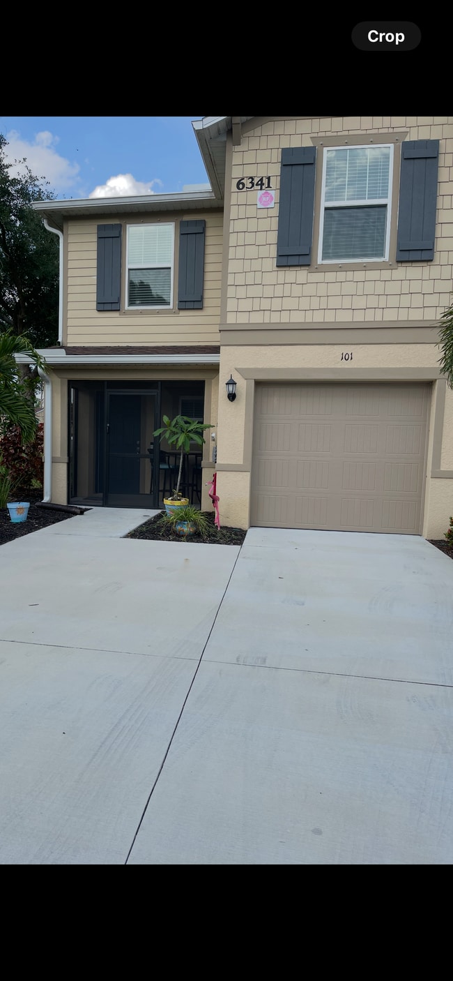 Exterior front - 6341 Brant Bay Blvd Rental