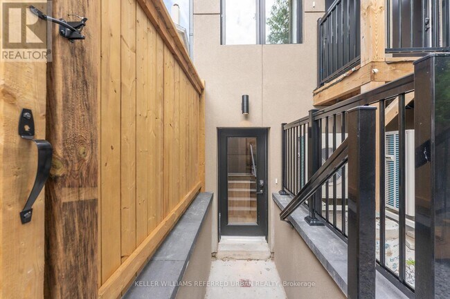 Photo - 352 Jones Ave