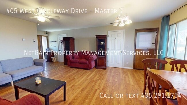 Photo - 405 Circleway Dr Unidad Master 1