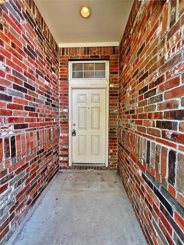 Photo - 620 Brookbank Dr