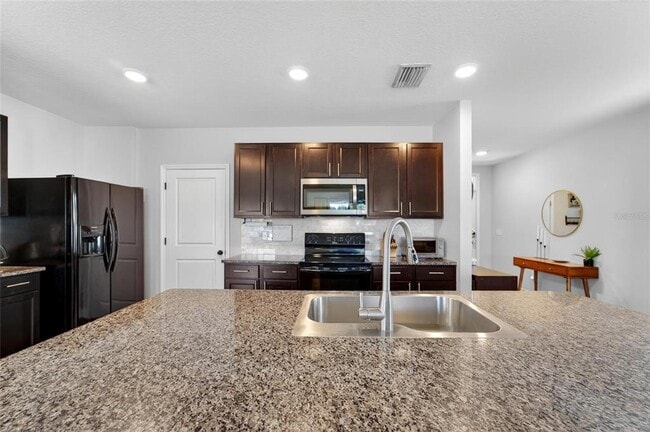 Photo - 11176 Leland Groves Dr