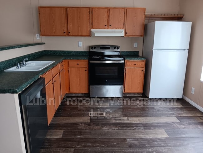 Building Photo - 26 Reau Cove