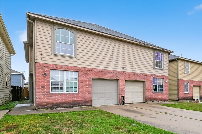 Photo - 6406 Waldron Dr