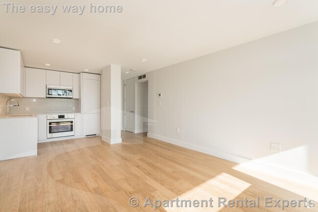 Building Photo - 334 Harvard St Unit #H3 Rental